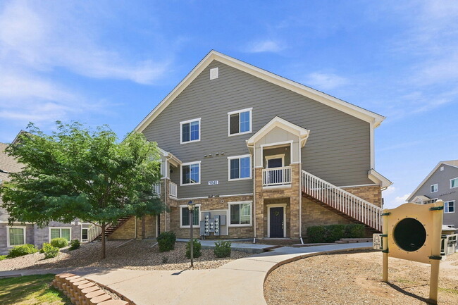 Building Photo - $2,645.95 - 3 Bed, 3 Bath Condo in Aurora with In Unit #208
