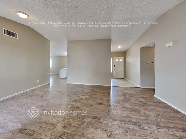 Photo - 2087 Club Crest Way