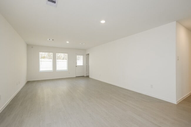 Photo - 13495 Bay Springs Dr