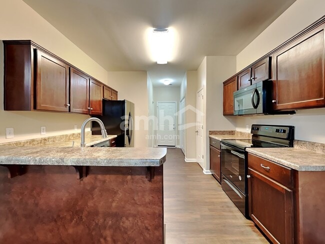 Photo - 60 Summer Hill Way