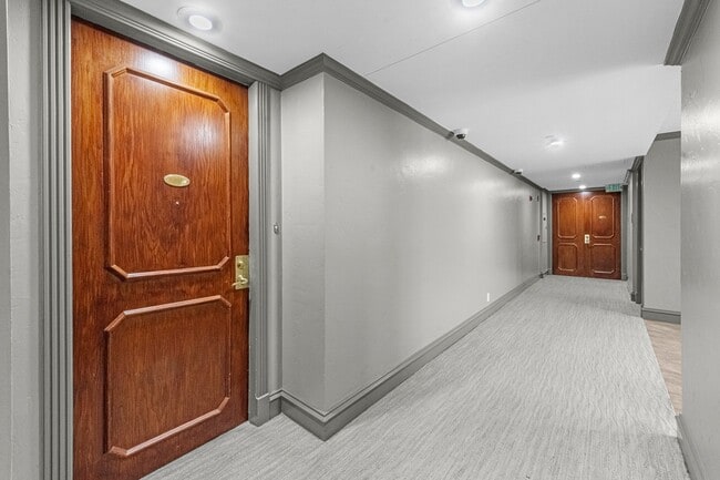 Photo - 5150 Hidalgo St Unit 202