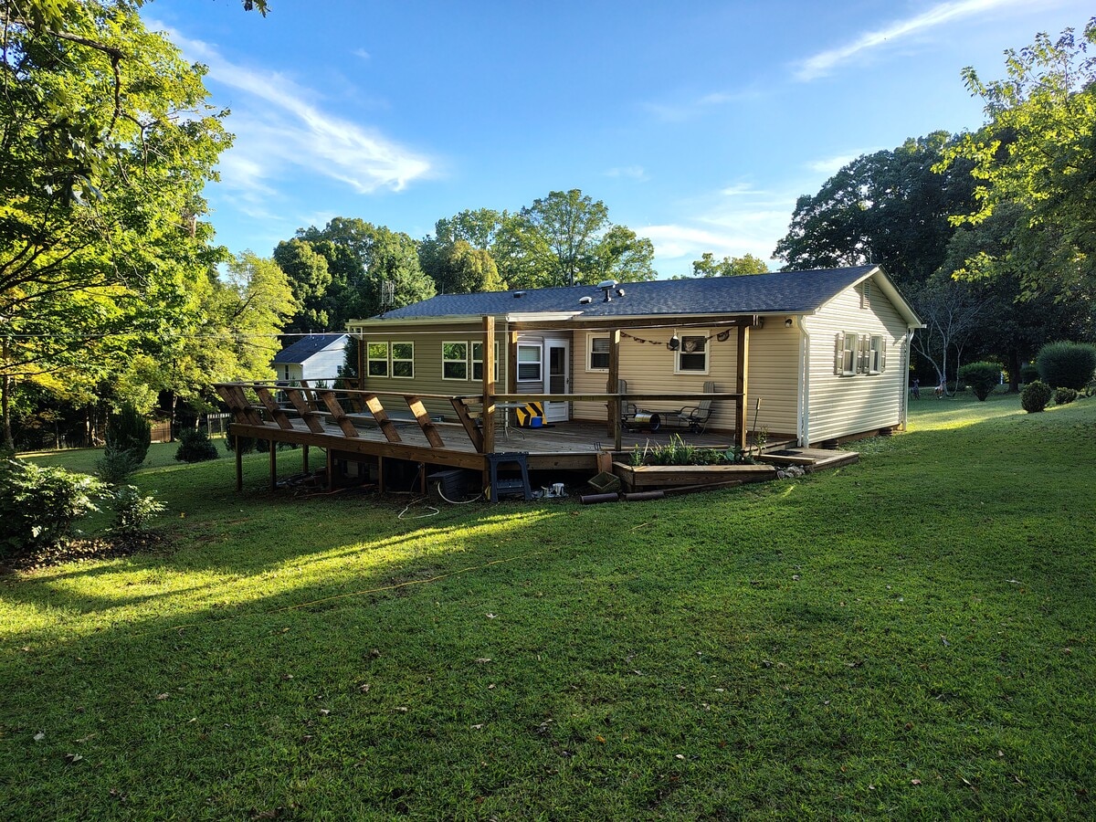 Photo - 5512 Dobson Rd