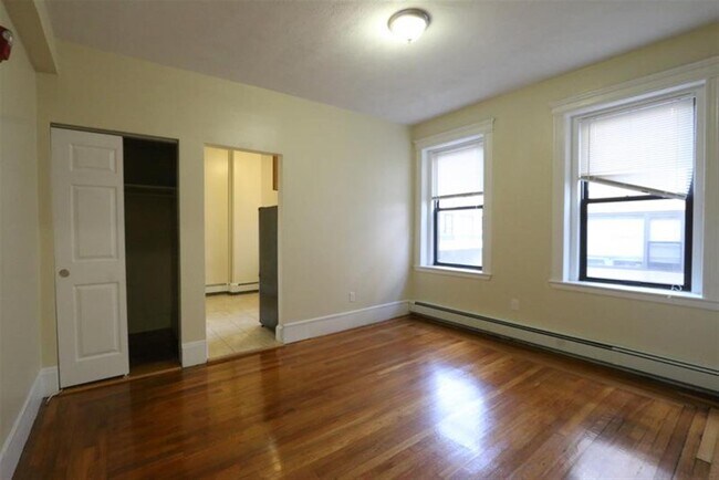 75 Hancock St Unit 1