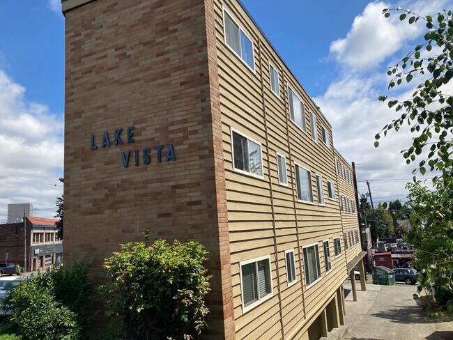 Photo - Lake Vista Apartments