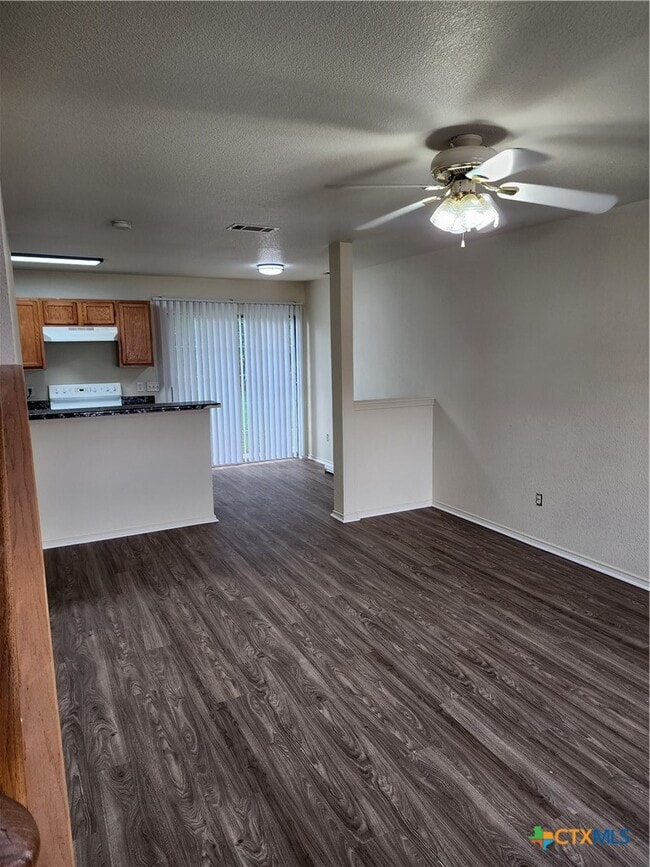 Photo - 5709 Redstone Dr Unit B