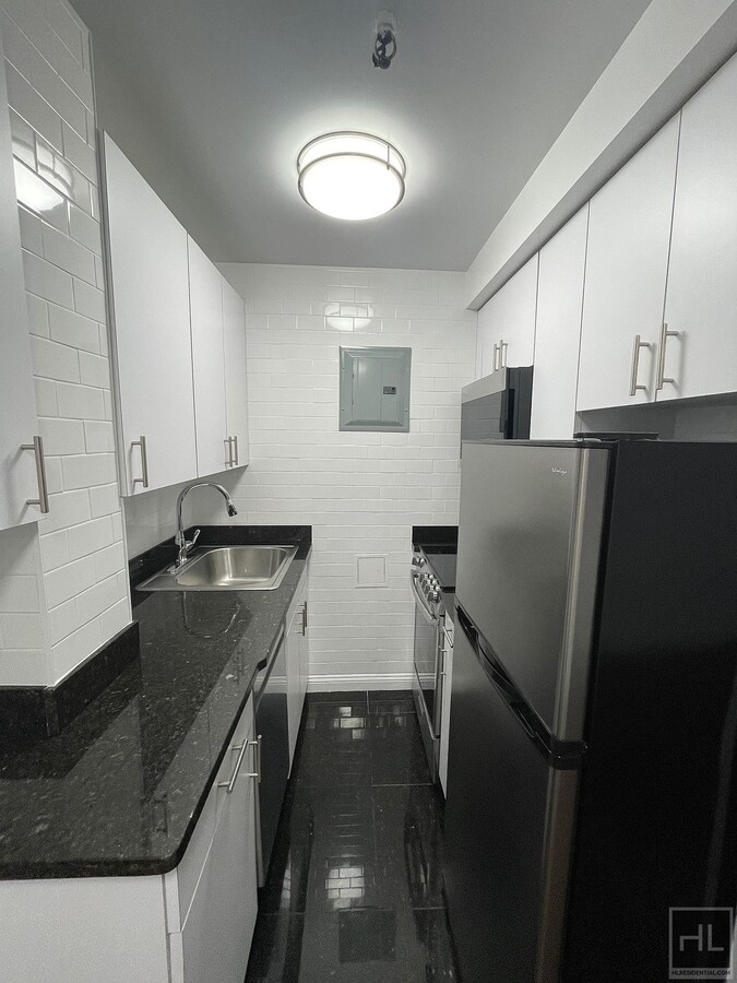 Photo - WEST 55 STREET Unit 12E