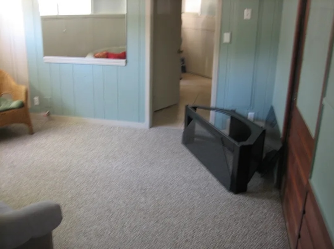Photo - 596 E 700 N