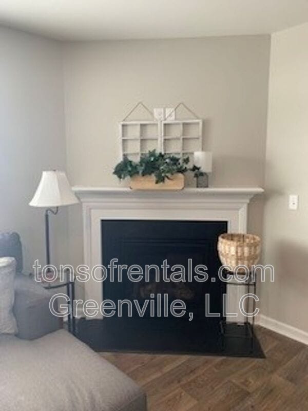 Photo - 304 Millen Dr