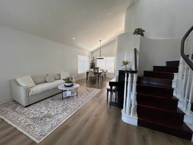 Photo - 44125 Northgate Ave