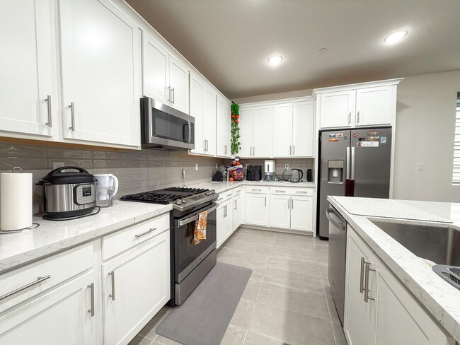 Photo - 2665 Luna Ave