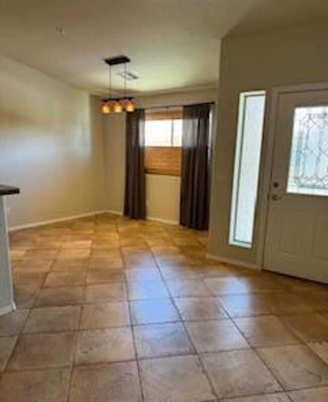 Photo - 2 Bedroom 2 Bath in Skyline Estates Contact Property Pros Property Management