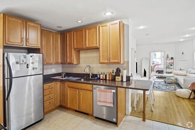 Building Photo - 164 L St Unit 2 Rental