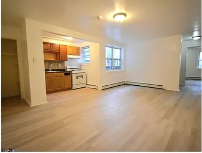 Photo - 58 Underwood St Unit B6