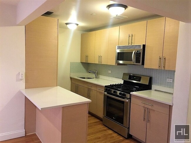 Building Photo - 3030 Middletown Rd Rental