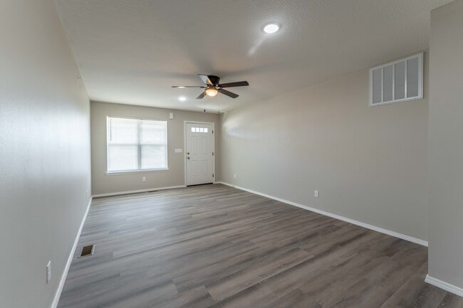 Photo - Oakwood Heights Townhomes