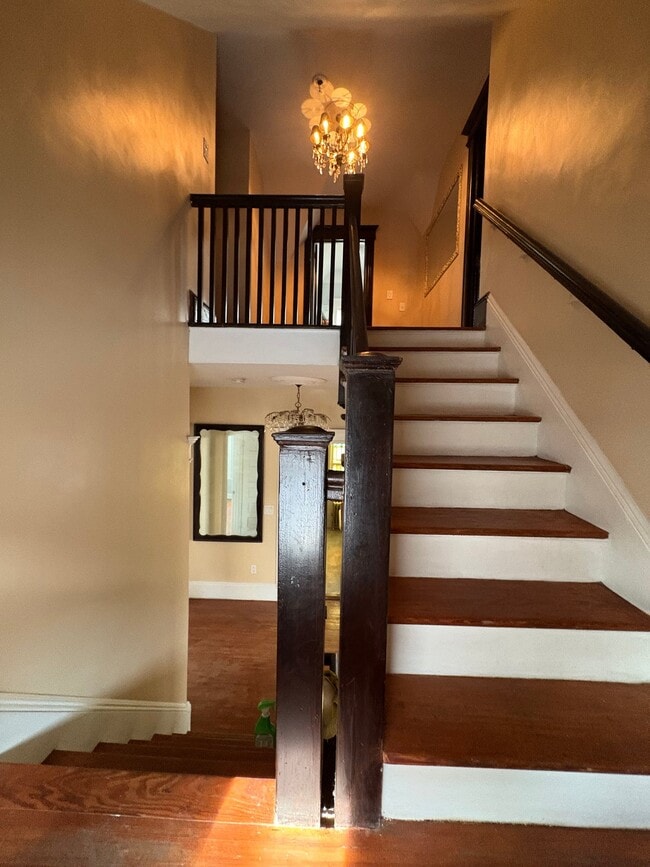 Photo - 150-20 86th Ave