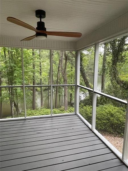 Photo - 160 Boxelder Ln