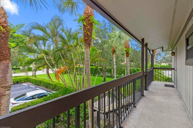 Building Photo - 13334 Polo Club Rd Unit 300 Rental