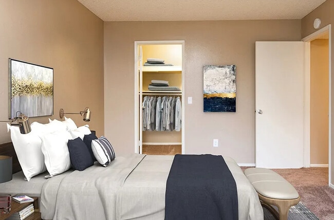 Photo - Park Club Apartments