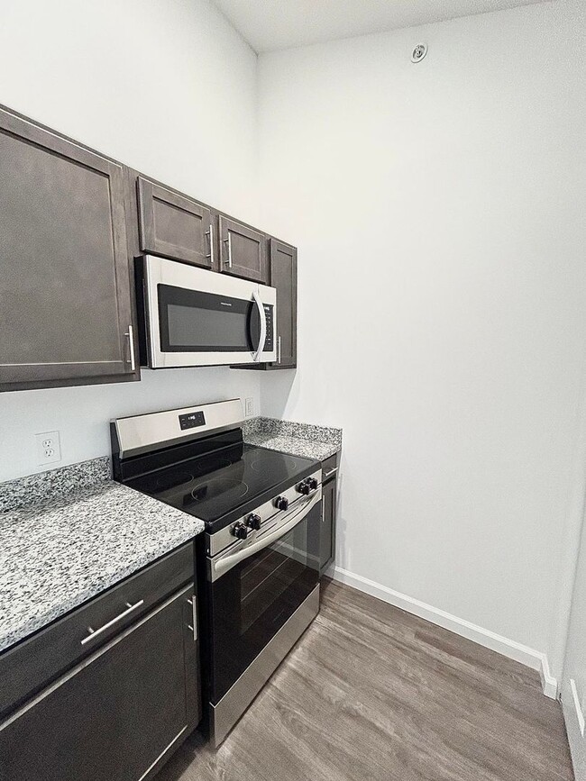 Sagamore Winds Apartments