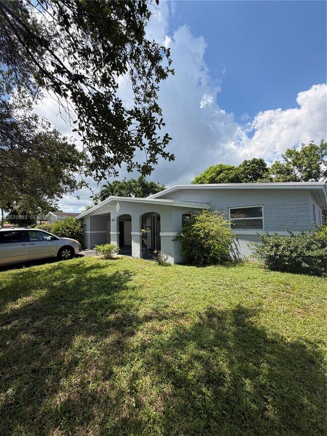 Photo - 3631 NW 9th St