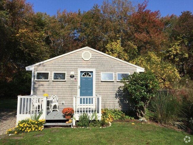 Building Photo - 8 Presque Isle Trail Rental
