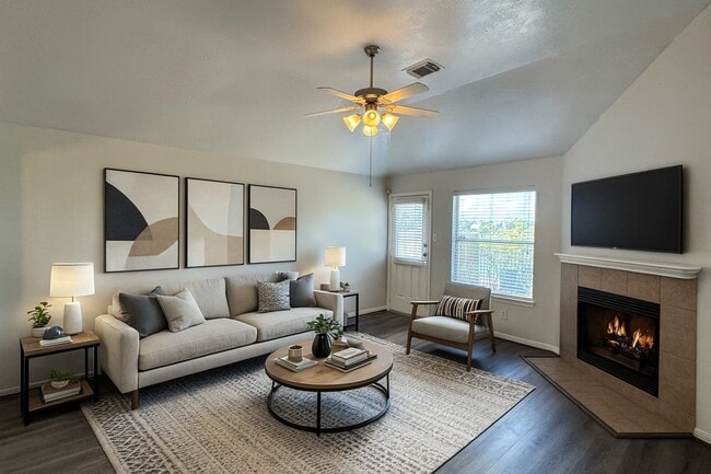 Building Photo - 21543 Falvel Misty Dr