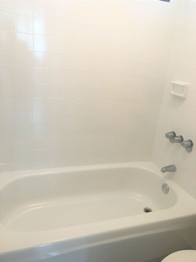 Photo - 1134 Kinau St