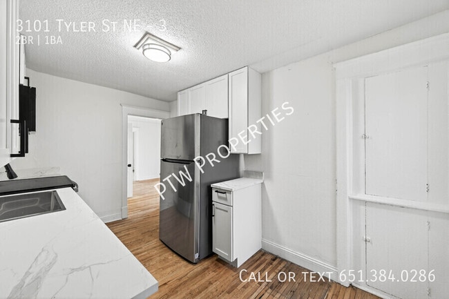 Photo - 3101 NE Tyler St Unidad 3