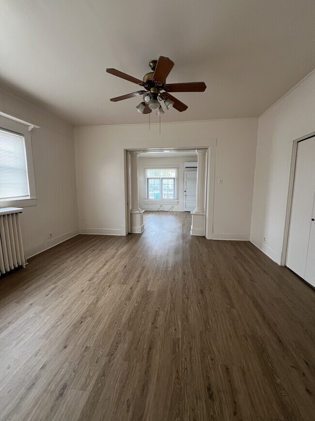 Photo - 206 N Jefferson St Unit 1