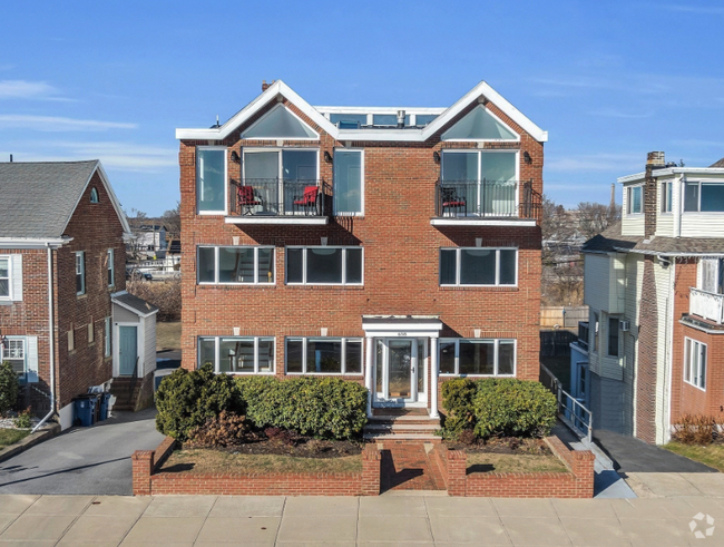 Building Photo - 658 Revere Beach Blvd Rental