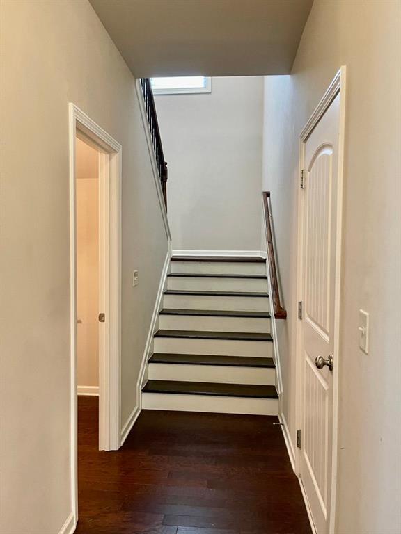 Photo - 5226 Apple Grove Rd NE