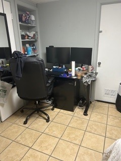 Photo - 11914 Queen St