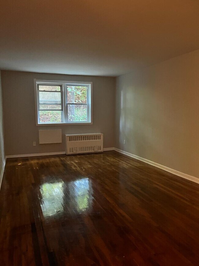 622 Van Cortlandt Pk Ave Apartments For Rent in Yonkers, NY