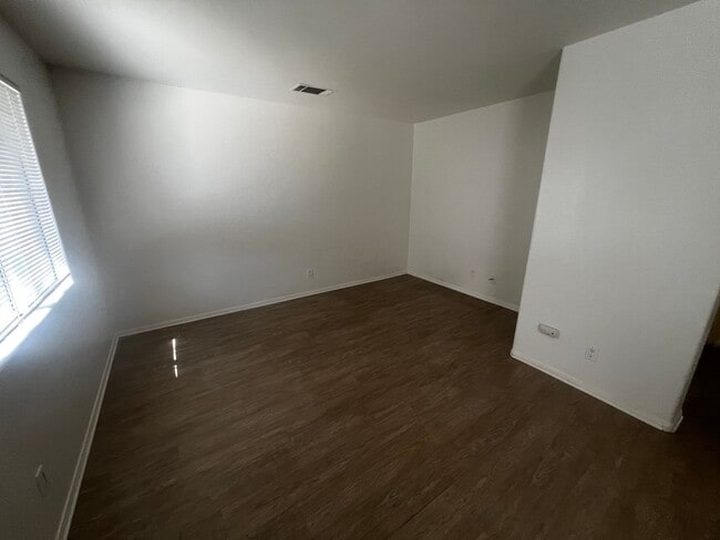 Photo - 6320 Mesquite Ave Unidad B