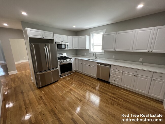 Photo - 366 Highland Ave Unit 3