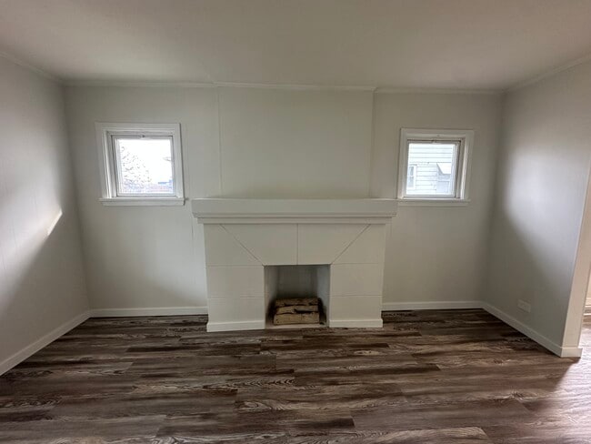 Photo - 18108 Harland Ave