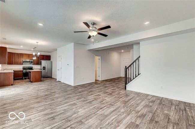Photo - 5296 Maywood Dr