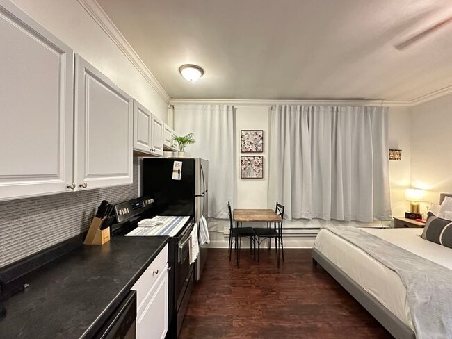 Photo - 3345 N Marshfield Ave Unit 701