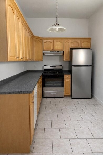 Photo - 163 Christopher Columbus Dr