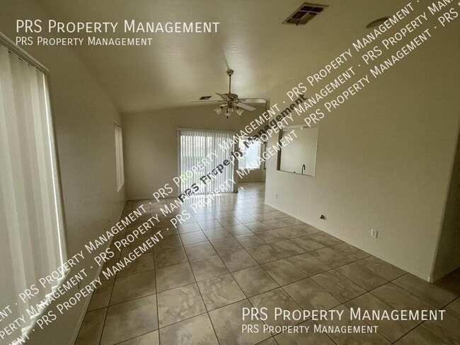 Photo - 1030 W Saragosa St