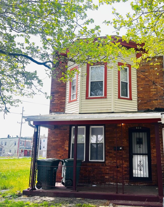Photo - 604 N Indiana Ave Casa