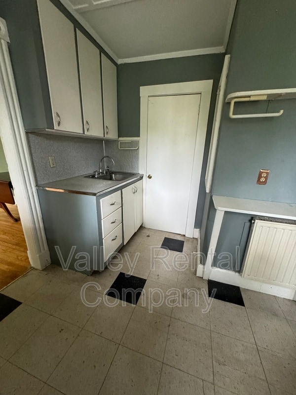Photo - 217 State St