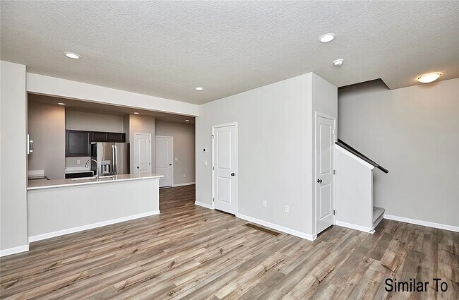 Photo - 820 Oakmont Pl