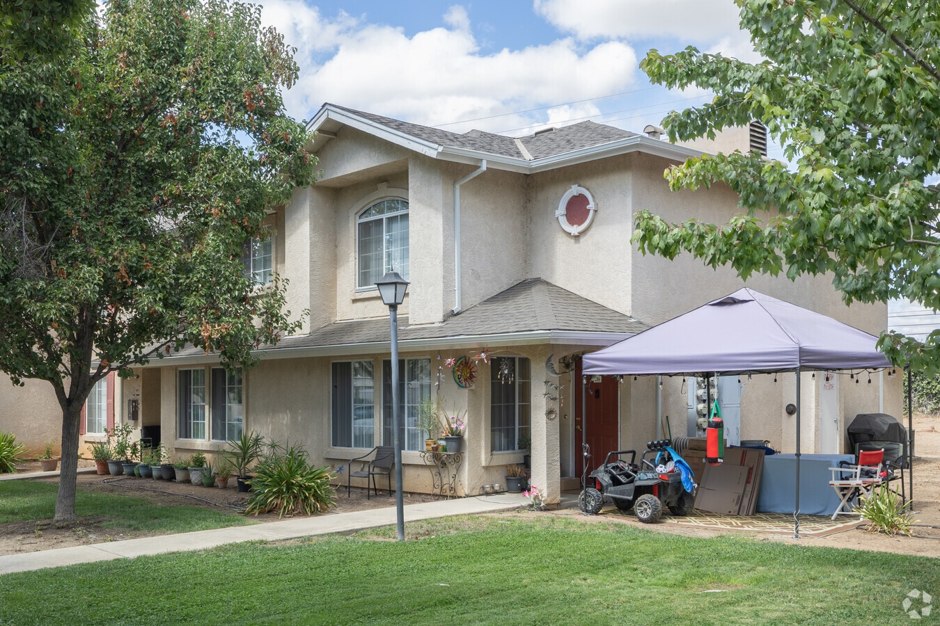 Foto alternativa del edificio - Hudson Bay Apartments