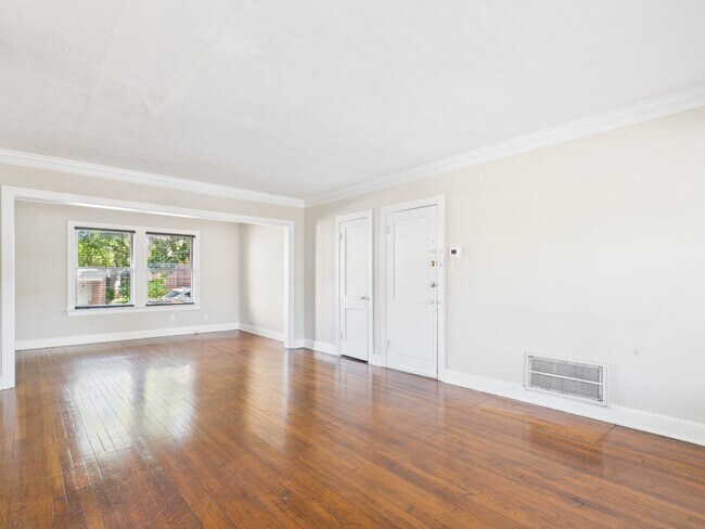 Photo - 1920 Richmond Ave. Unit 14