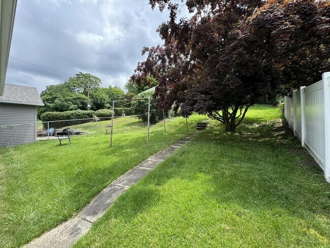 Photo - 1605 S Irving Ave