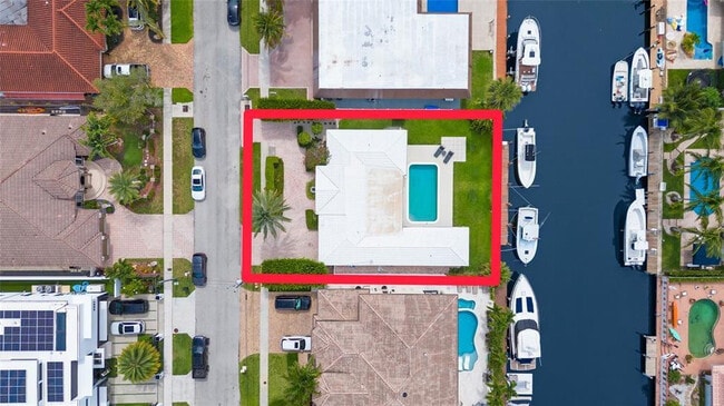 Photo - 2670 NE 47th St