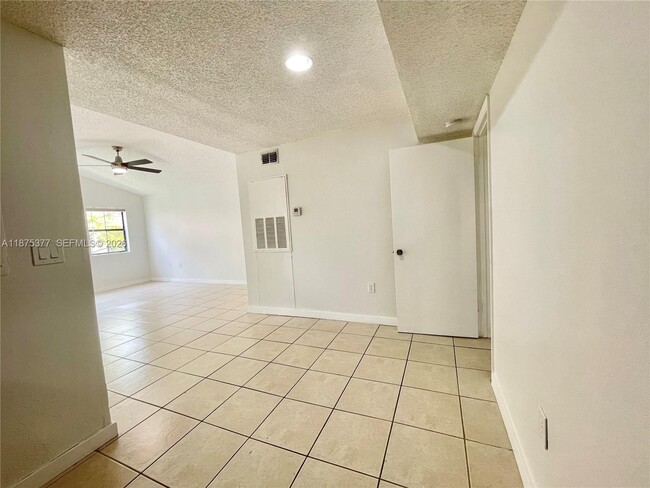 Photo - 15591 SW 105th Terrace Unit 527