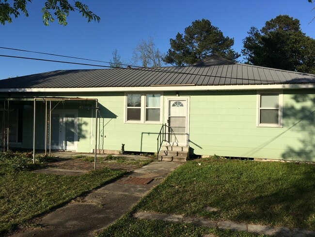 Photo - 111 Madere Ln